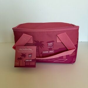 🆕 Trader Joe’s mini Pink Insulated Bag
